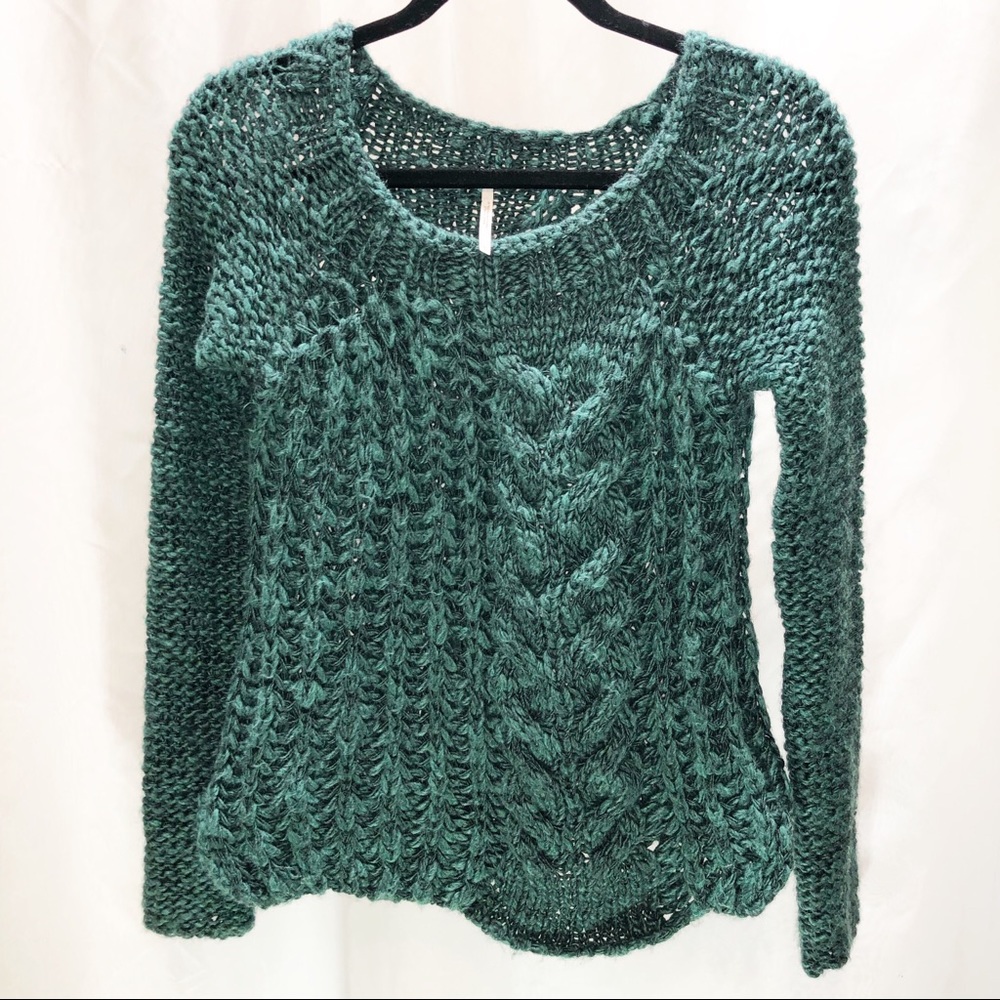 Free People chunky green sweater size extra small